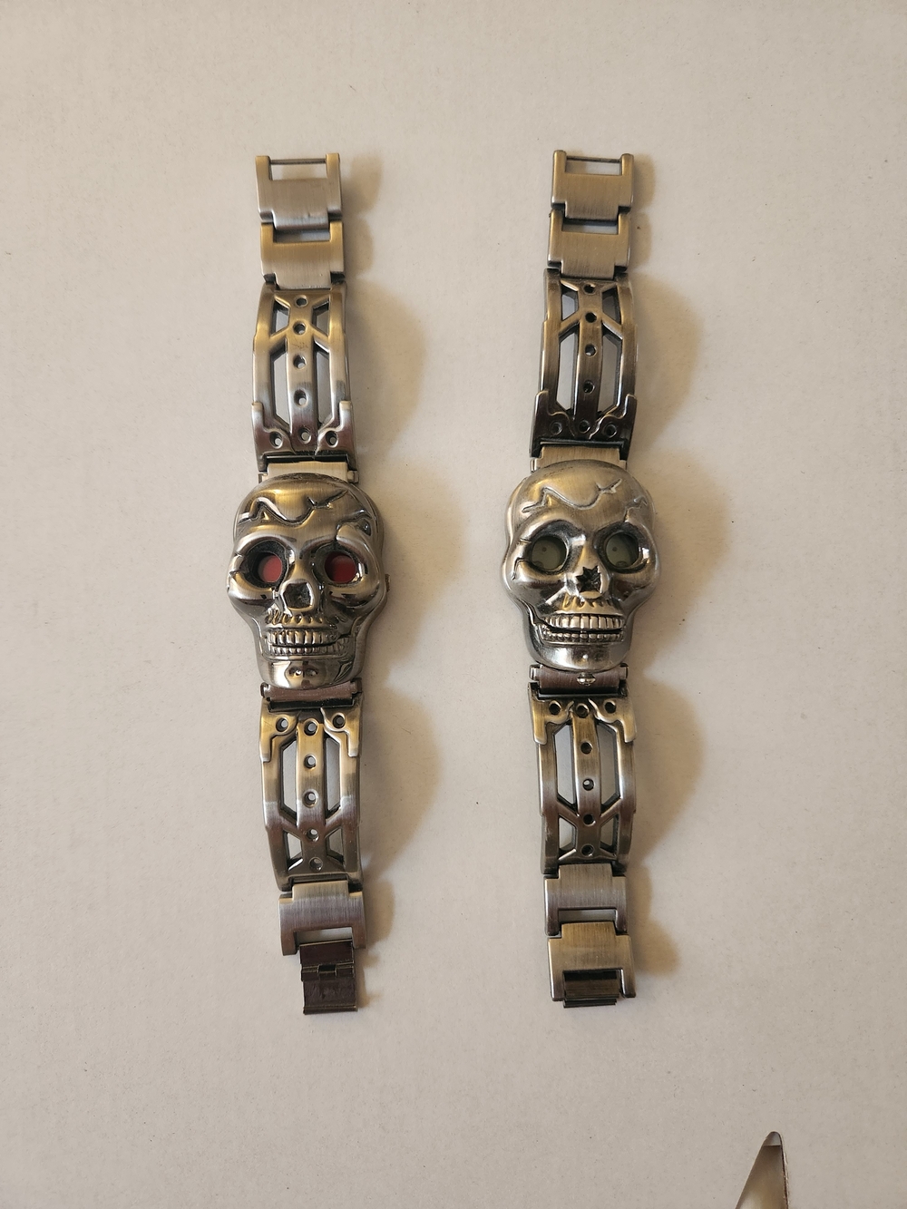 Men's Skull Link Watch Bracelet in Silver-Tone